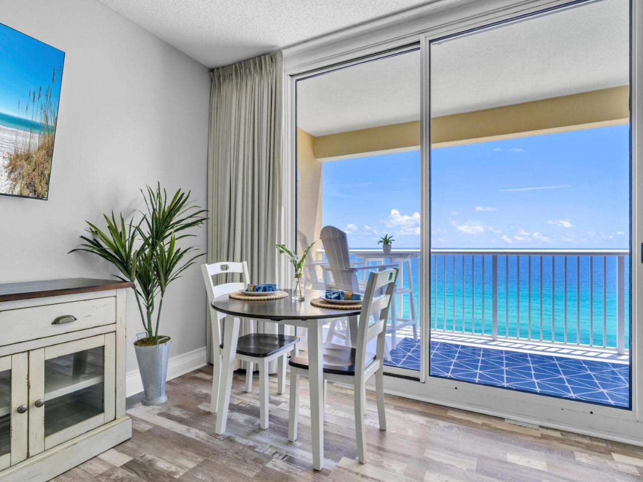 BeachFront-Majestic Beach Resort 1513 - 5