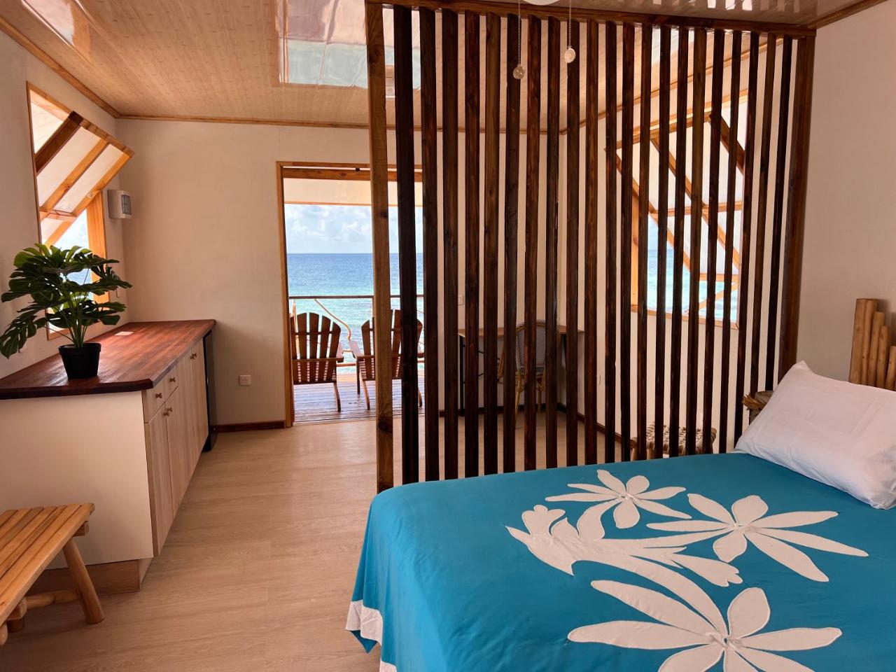 Hakamanu Lodge