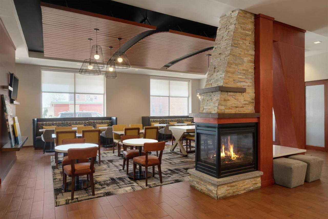Photo - Hampton Inn Portland Downtown Waterfront