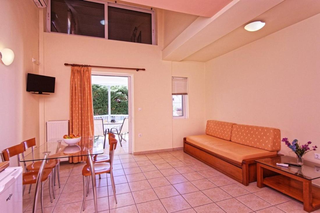 Νηρηίδες Apartments Studios - 4