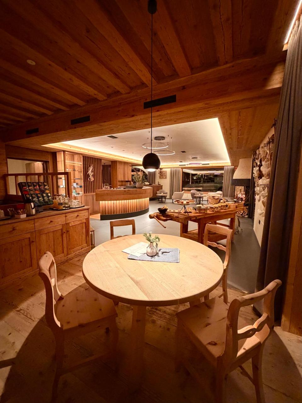 Camino Rustic Chic Hotel - 3