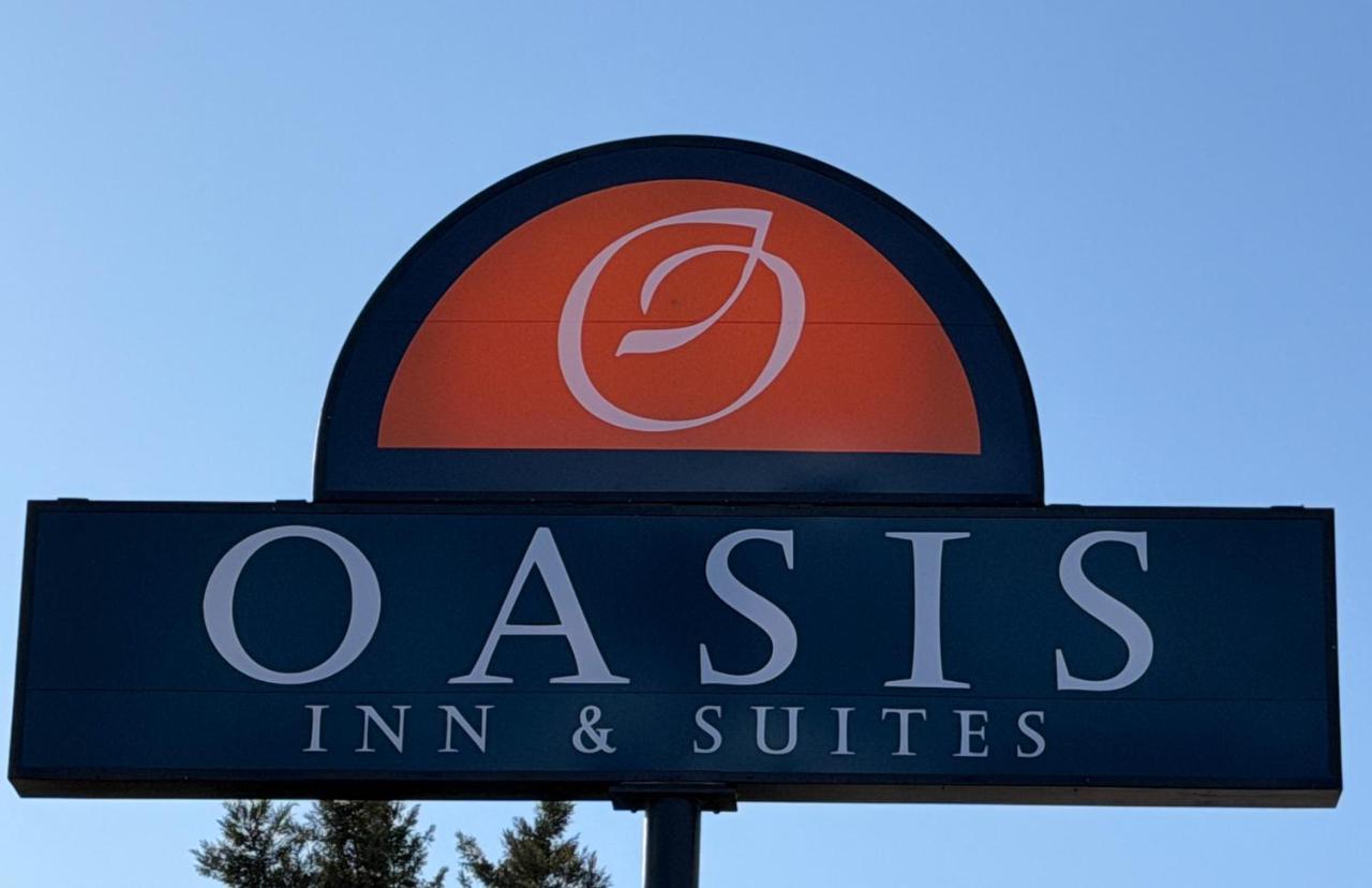 Oasis Inn and Suites