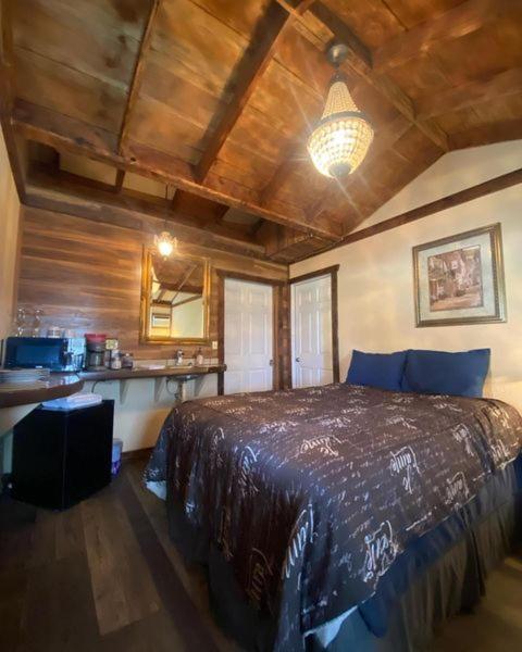 Sequoia Suite - 5