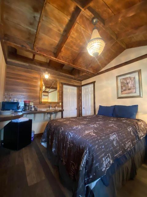 Sequoia Suite - 6