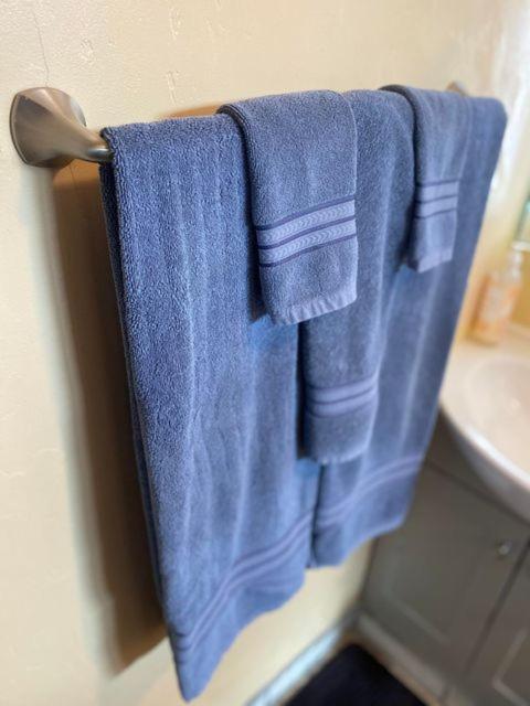 White Oak Suite - 5