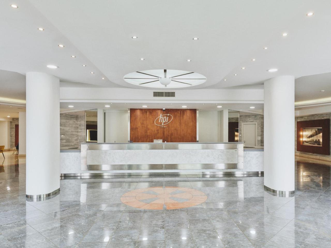 Photo - Hotel Planet International