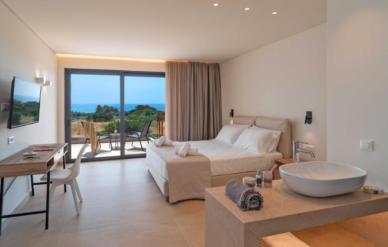 Aethrion Villas & Suites - 6