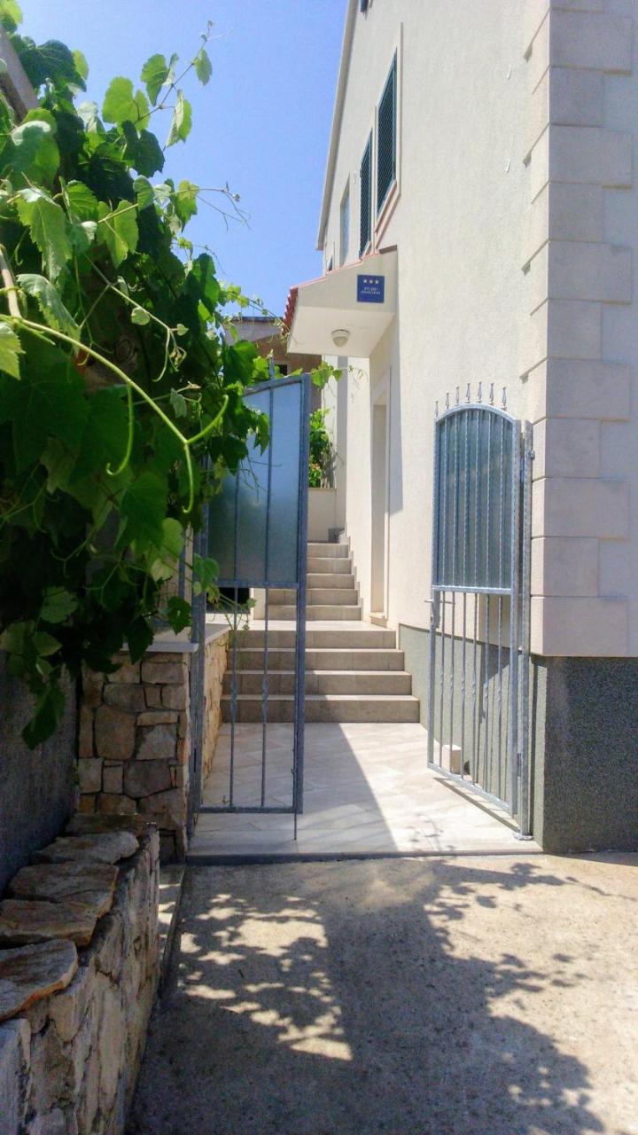 Apartments Iris - 4