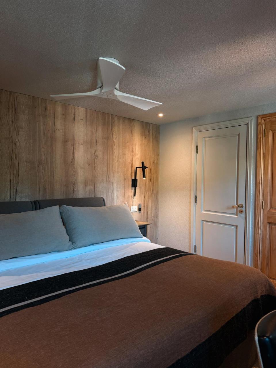 Hotel Catedral Patagonia Ski & Wellness photo 2