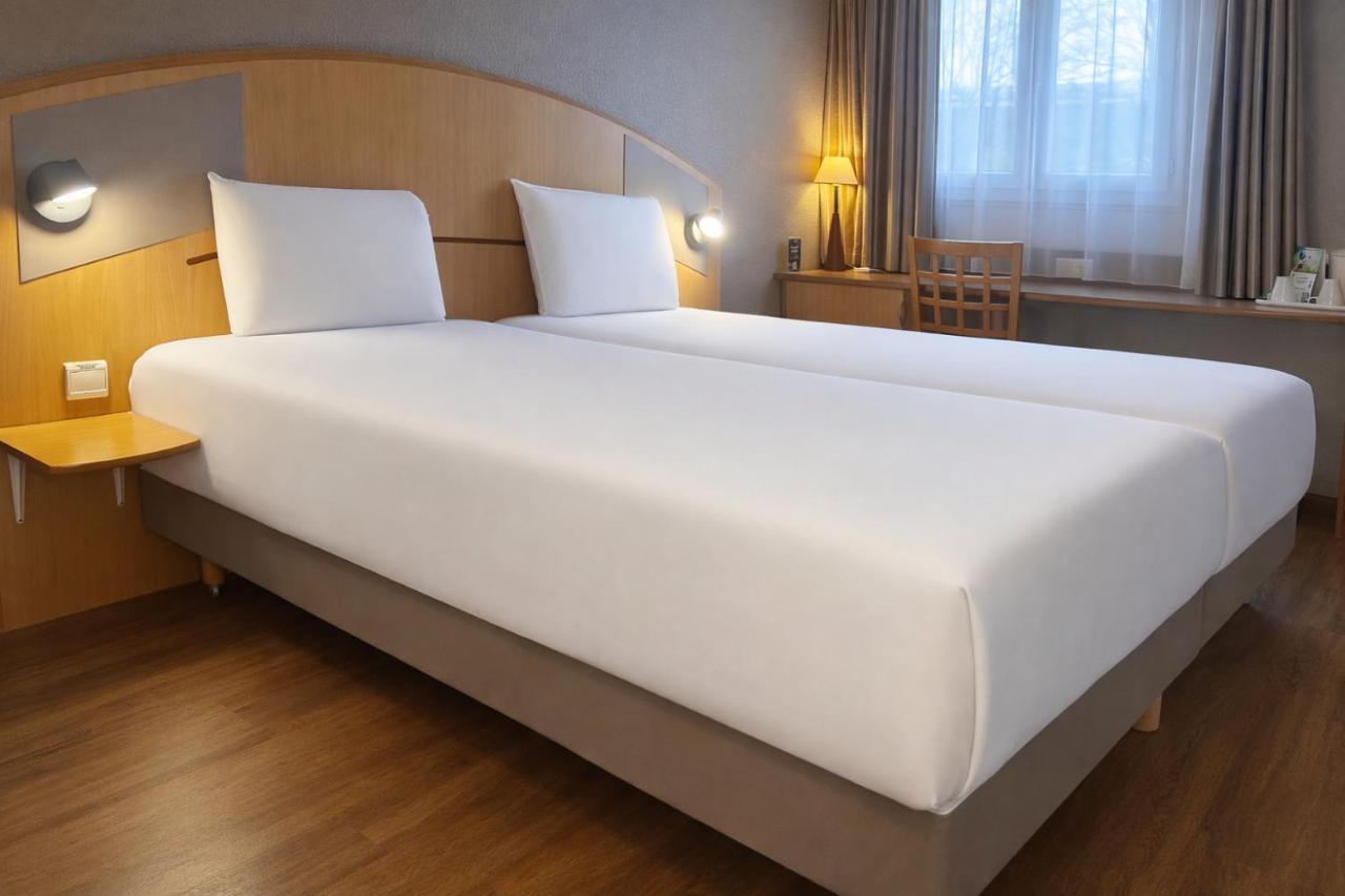 Kyriad Hotel Montpellier Centre Antigone - 3