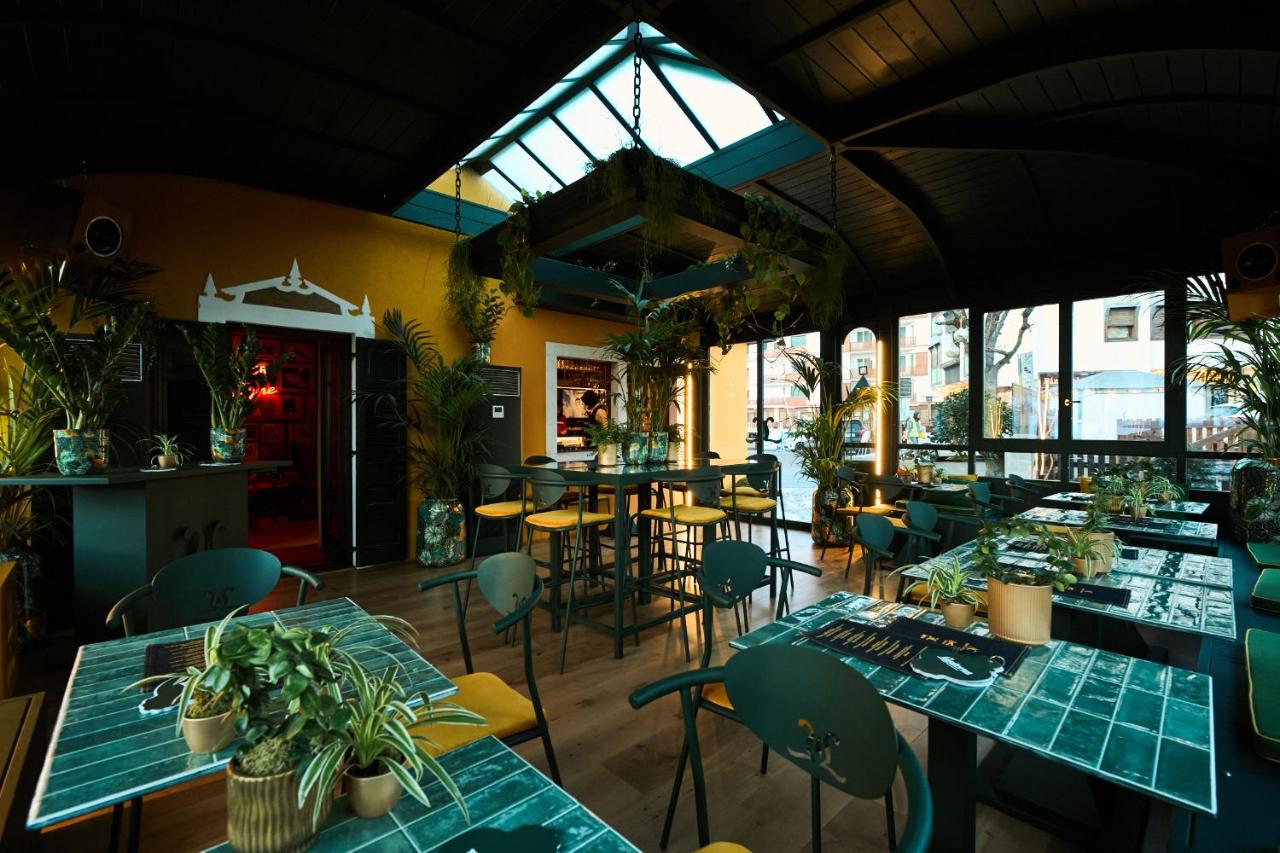Ambra Cortina Luxury&Fashion Hotel - 4