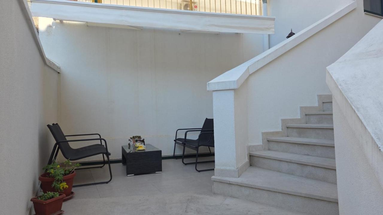 Duje & Roko Apartments - 6
