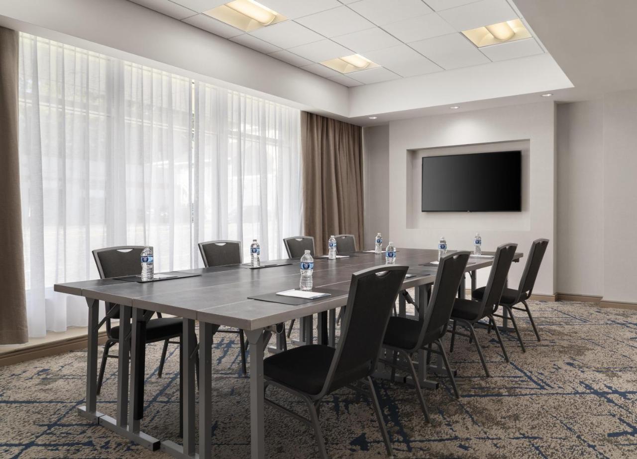 Homewood Suites by Hilton Boston Brookline-Longwood Medical photo 3