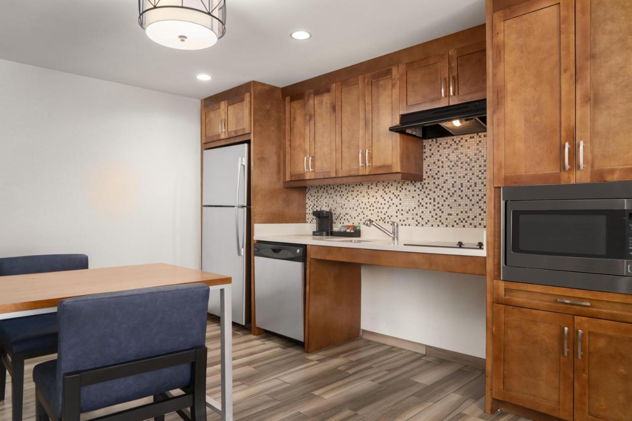 Homewood Suites by Hilton Boston Brookline-Longwood Medical photo 4