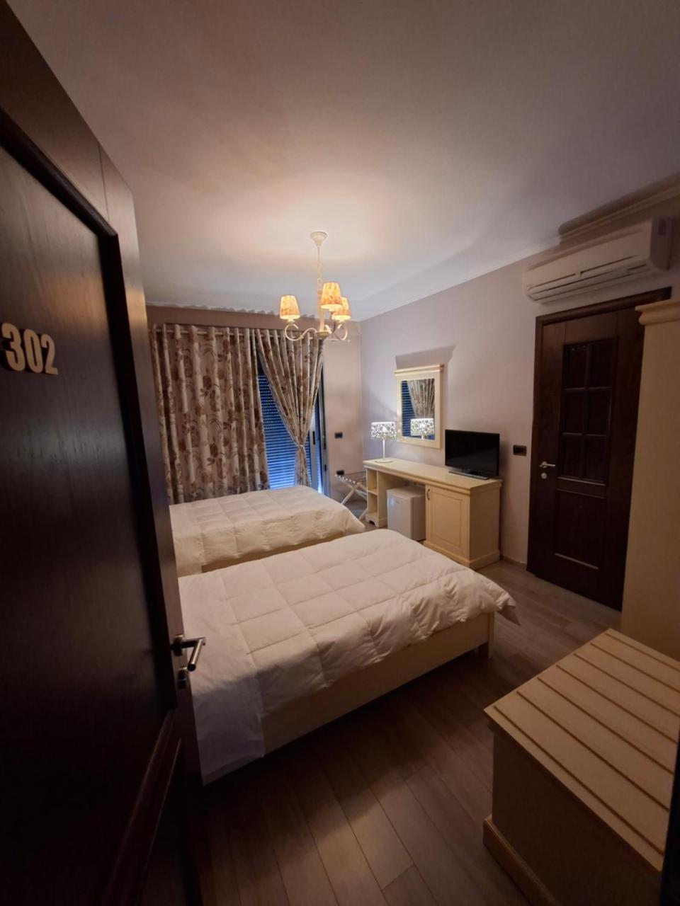 Dreams Hotel photo 3