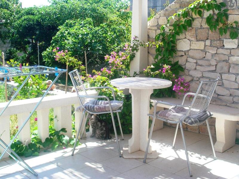 Apartments Ivana Bol - 2