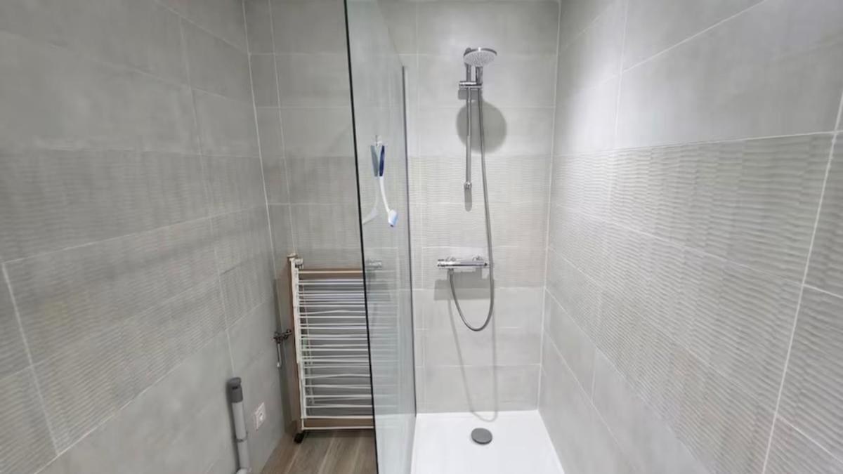 Les Voûtes Mâconnaises Jacuzzi - CinéRoom - Balnéo - Pétanque - 2
