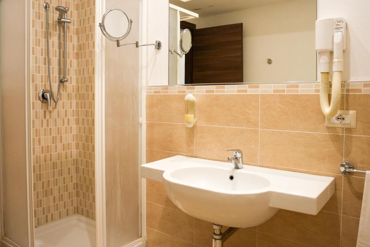 Hotel San Valentino Terme - 4