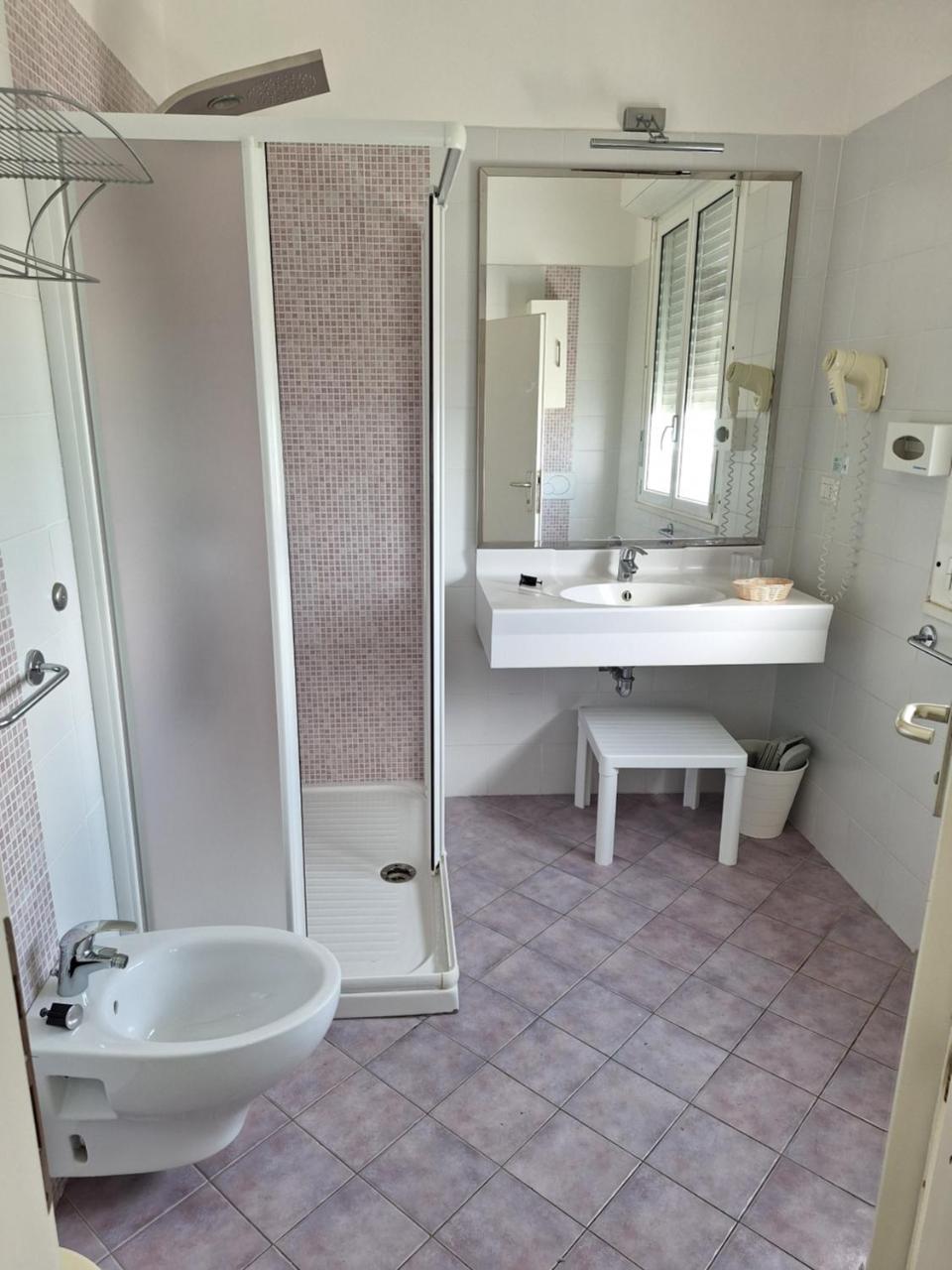 Foto - Hotel Baya - in centro, sul mare