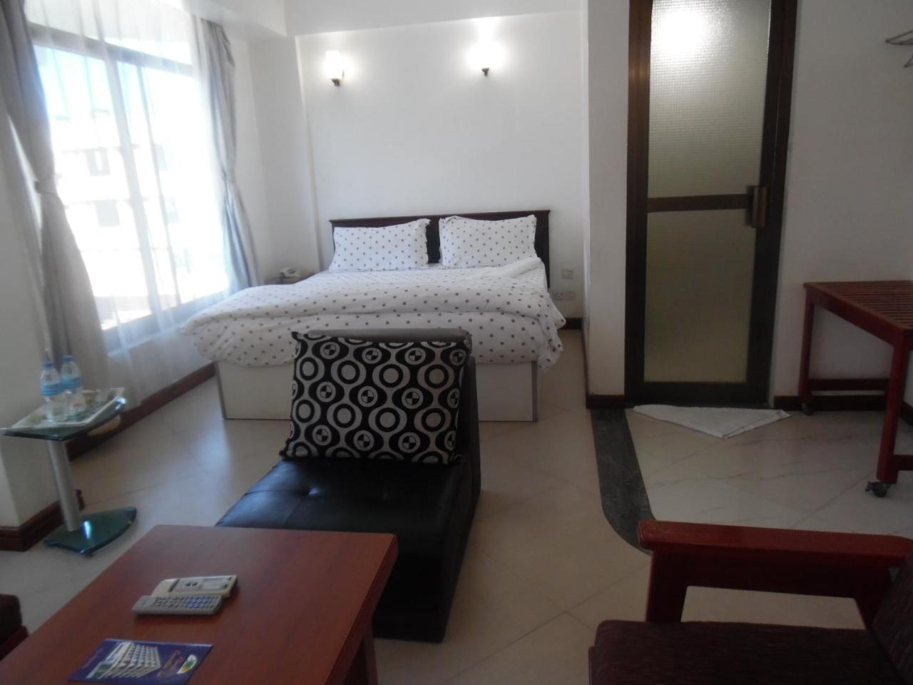 Foto - Florida Executive Inn