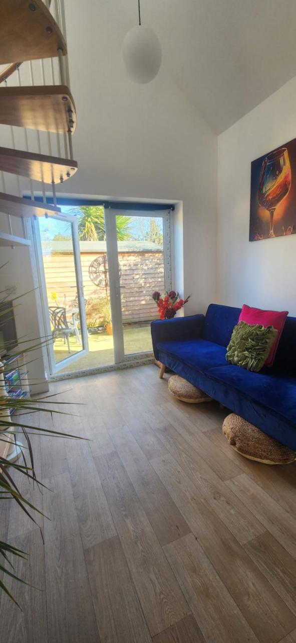 The Little Loft Hideaway, Coastal Retreat - 3