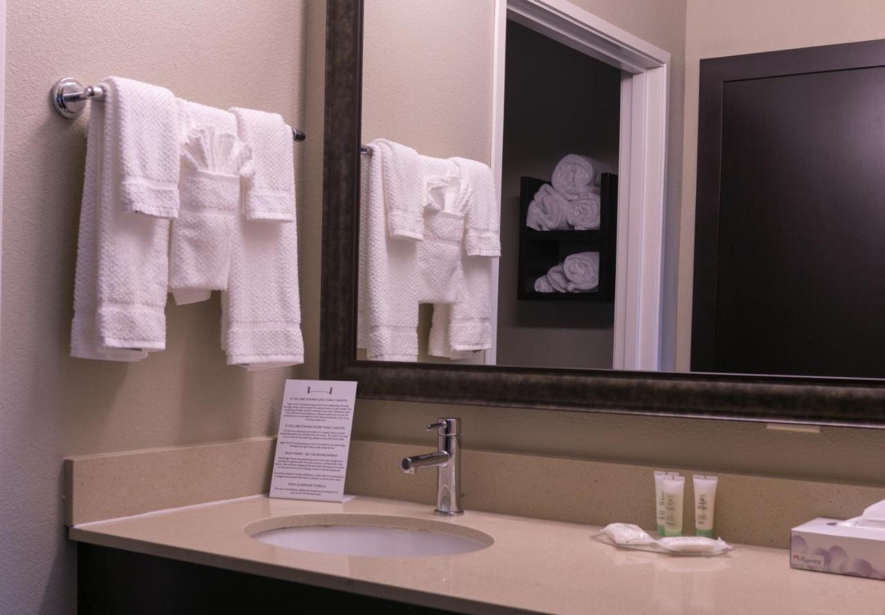 Photo - Staybridge Suites Austin North  Parmer Lane