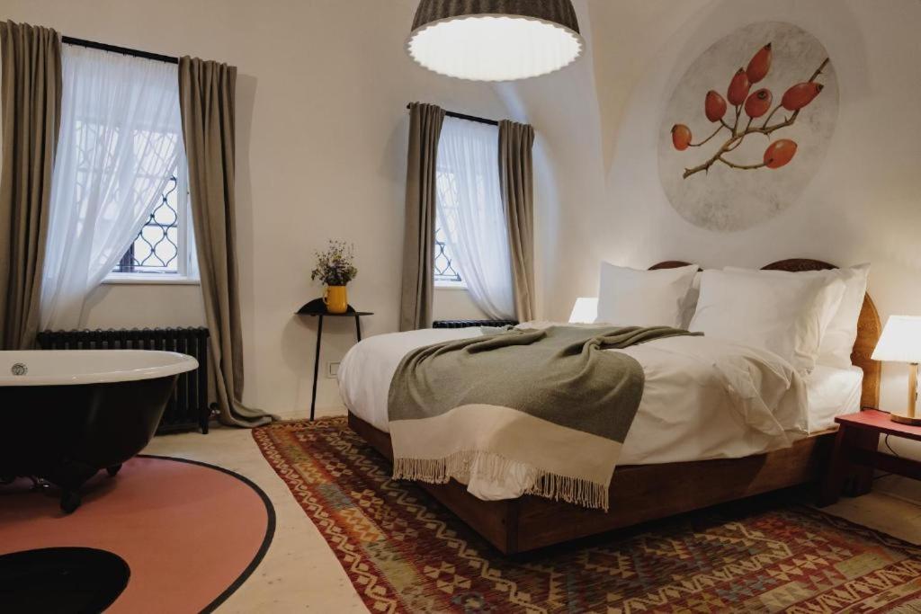 Monastery Garden Bistro & Rooms - 3