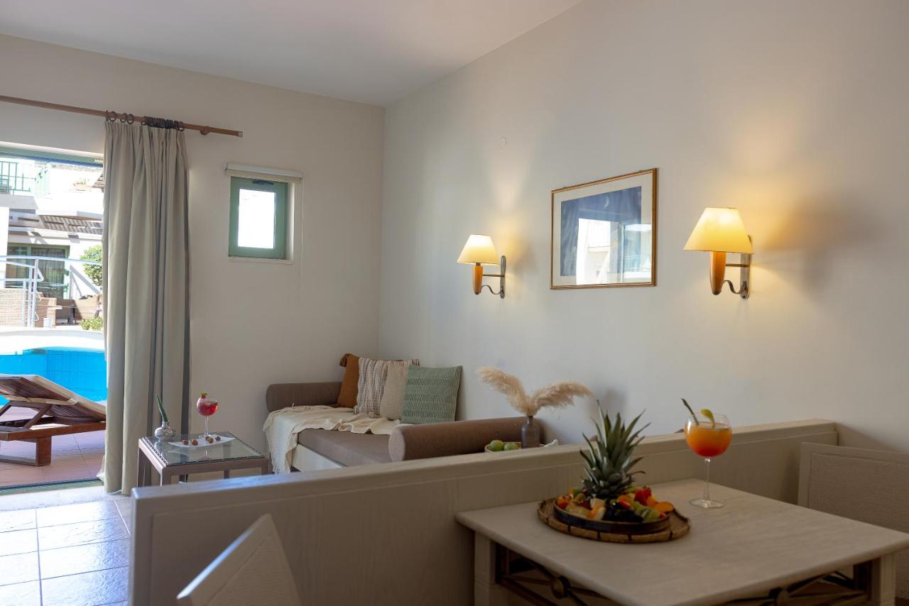 Giannoulis - Grand Bay Beach Resort (Exclusive Adults Only) - 6