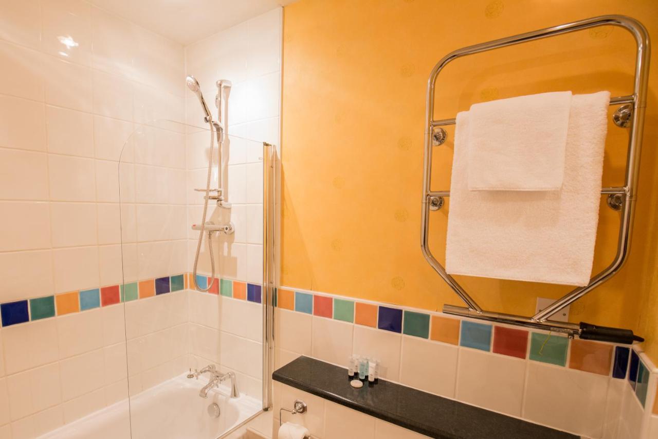 The Peacock Townhouse Hotel Kenilworth - Warwick photo 3