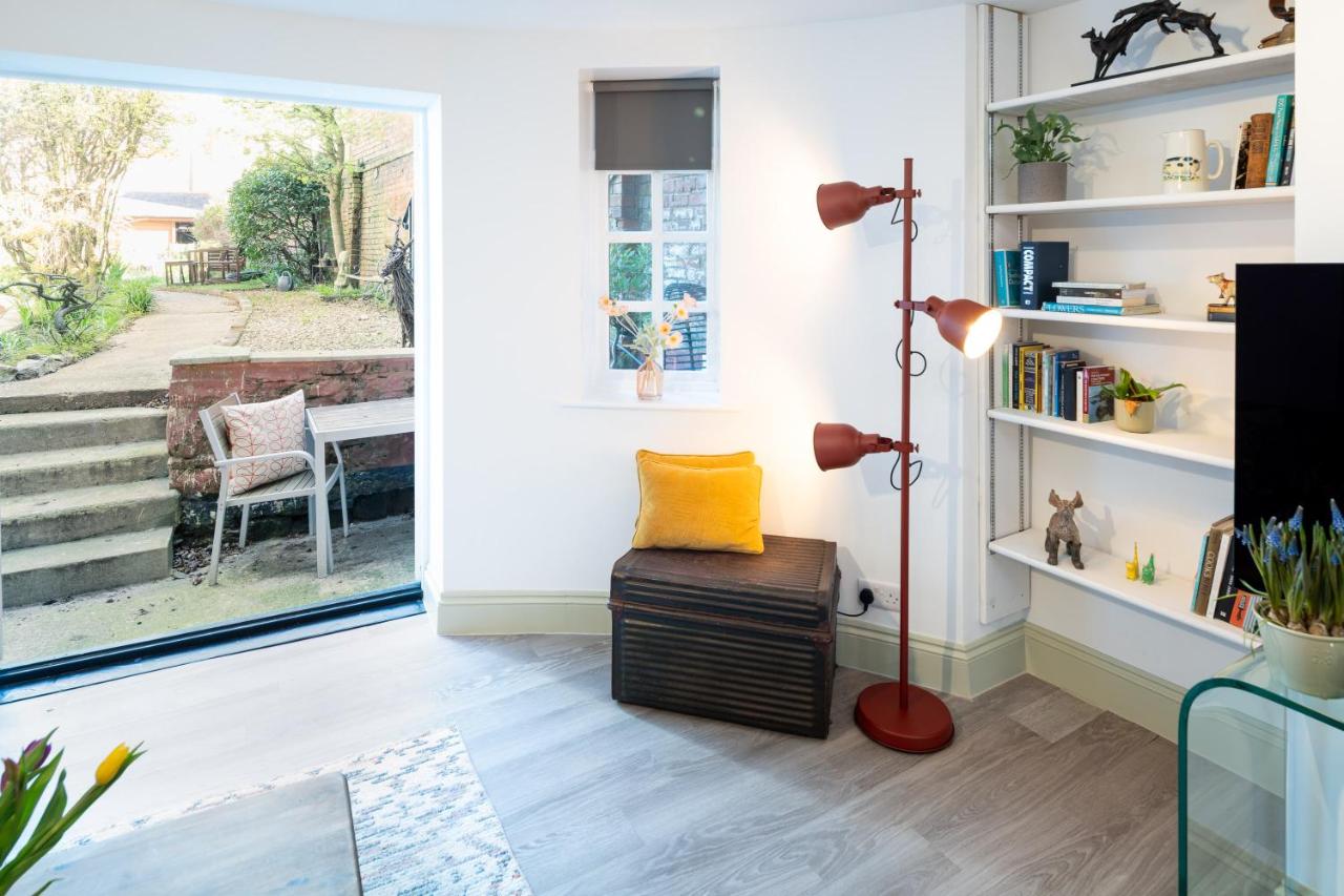 Modern Flat on the seafront Exmouth - 5