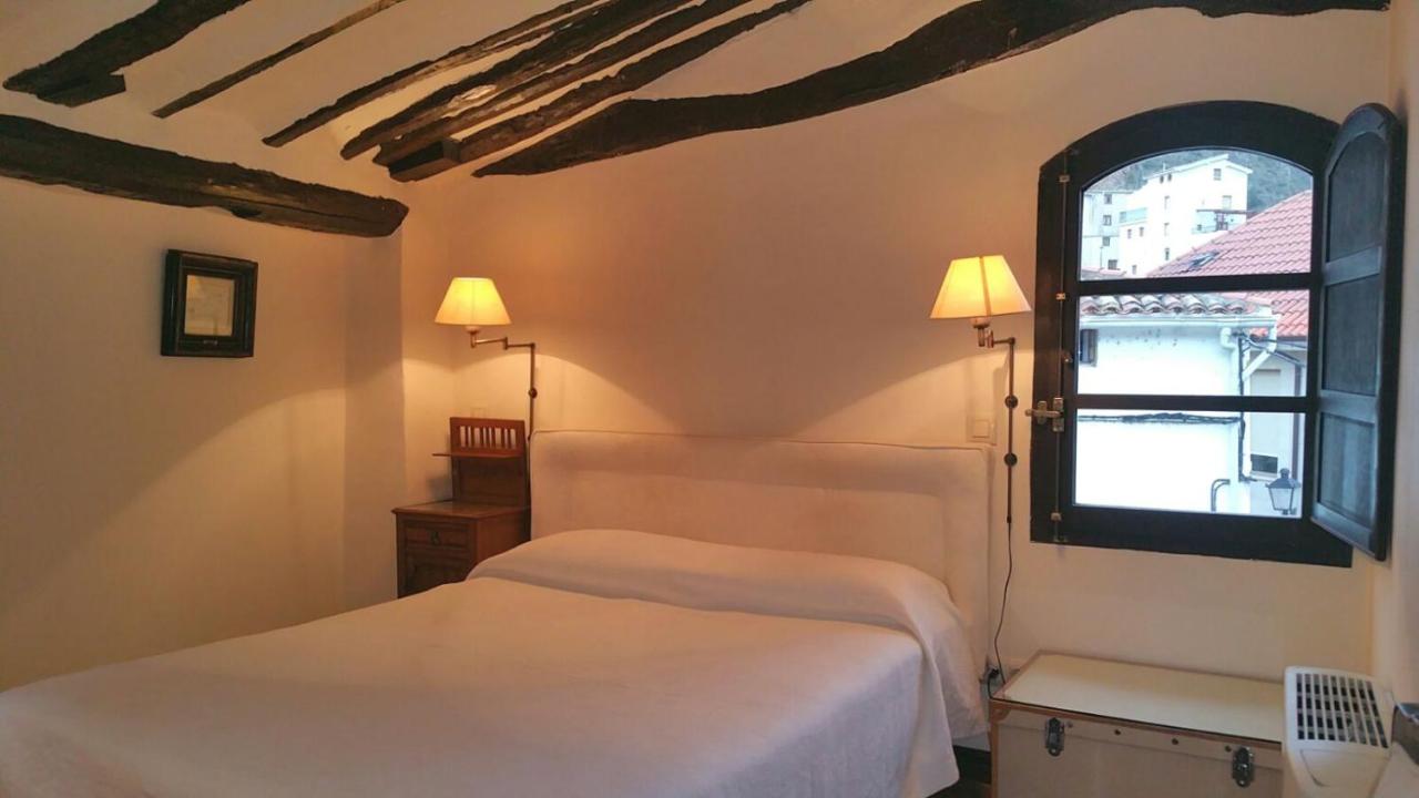 Casa Rural Las Pedrolas photo 3