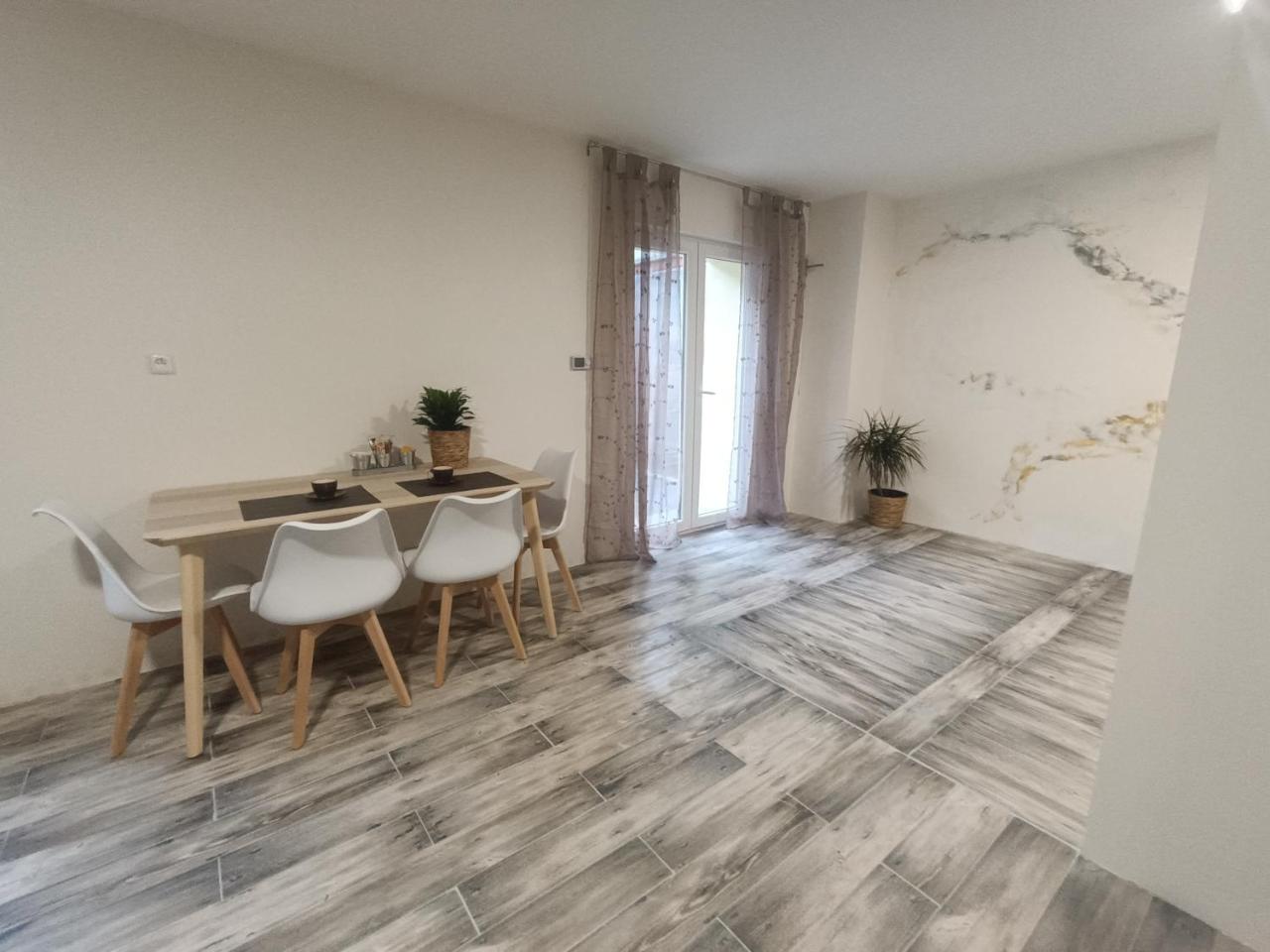 Apartmán U Tří Palem - 4
