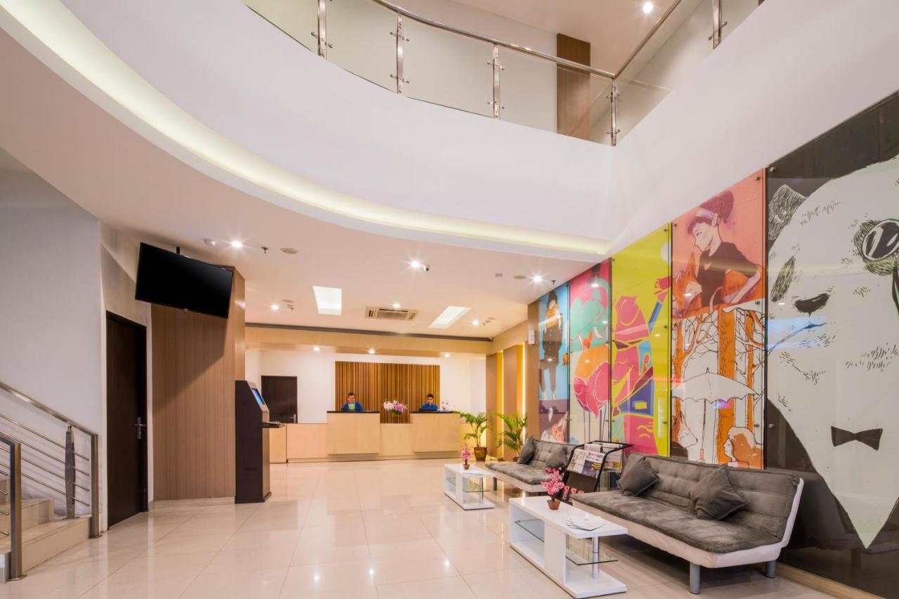 Photo - Hotel 88 Grogol Jakarta By WH