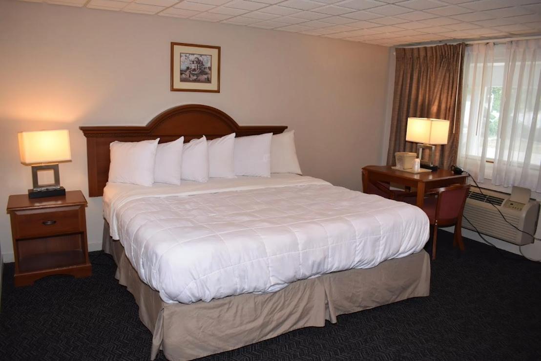Coachman Inn Kittery