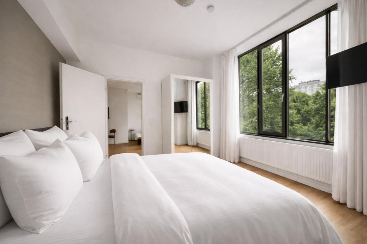 The Suite Garden Hotel - 4
