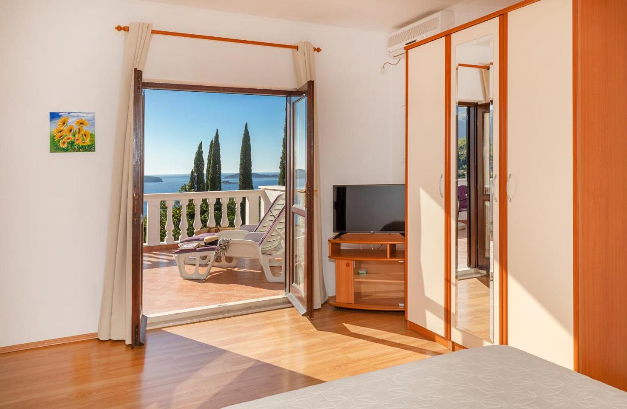 Vila Dalmare Sea View Apartment with Huge Balcony - 5