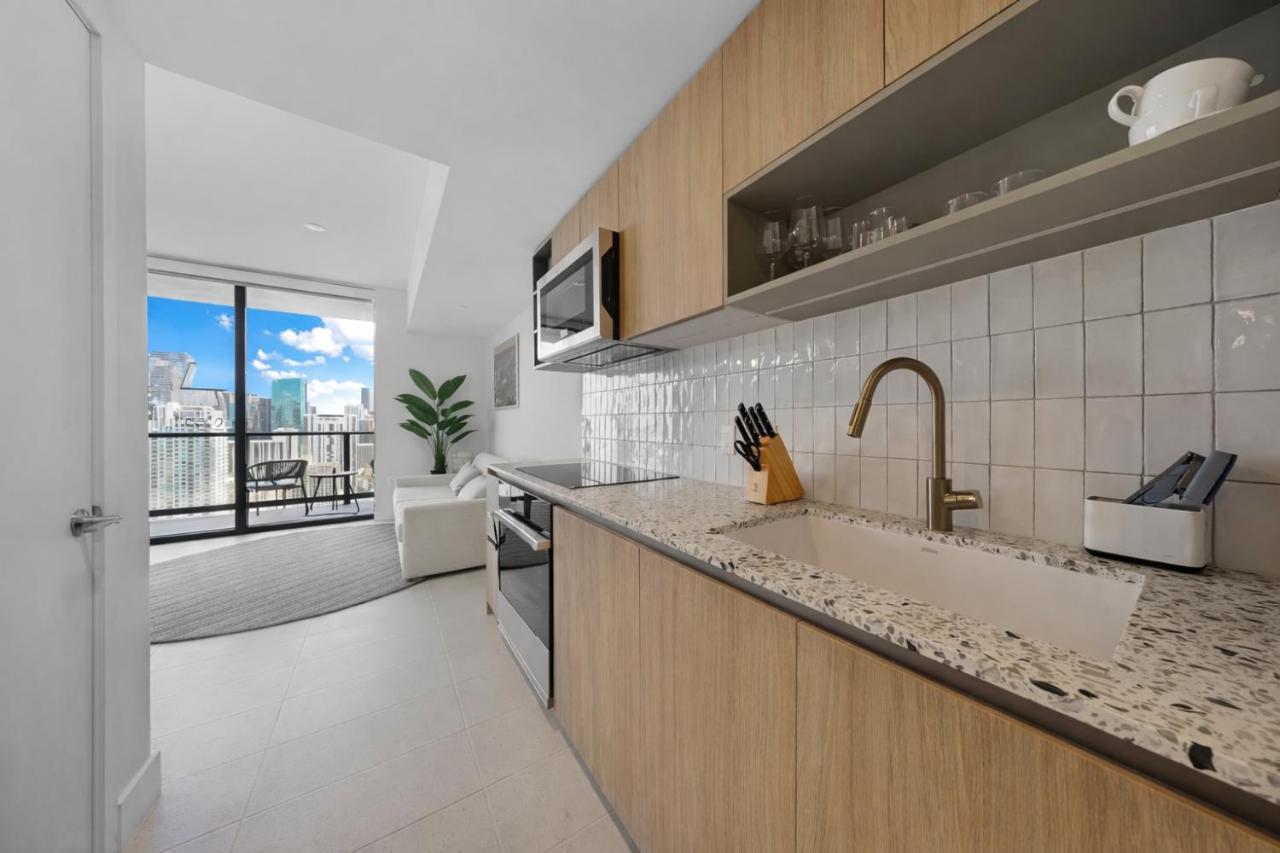 Modern Luxury Apartment in Downtown Miami - 4