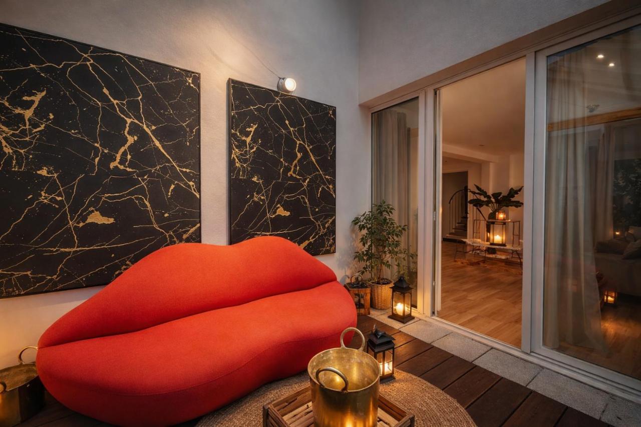 Luxury 130 m Maisonette with Jacuzzi and 3 Terraces - 2
