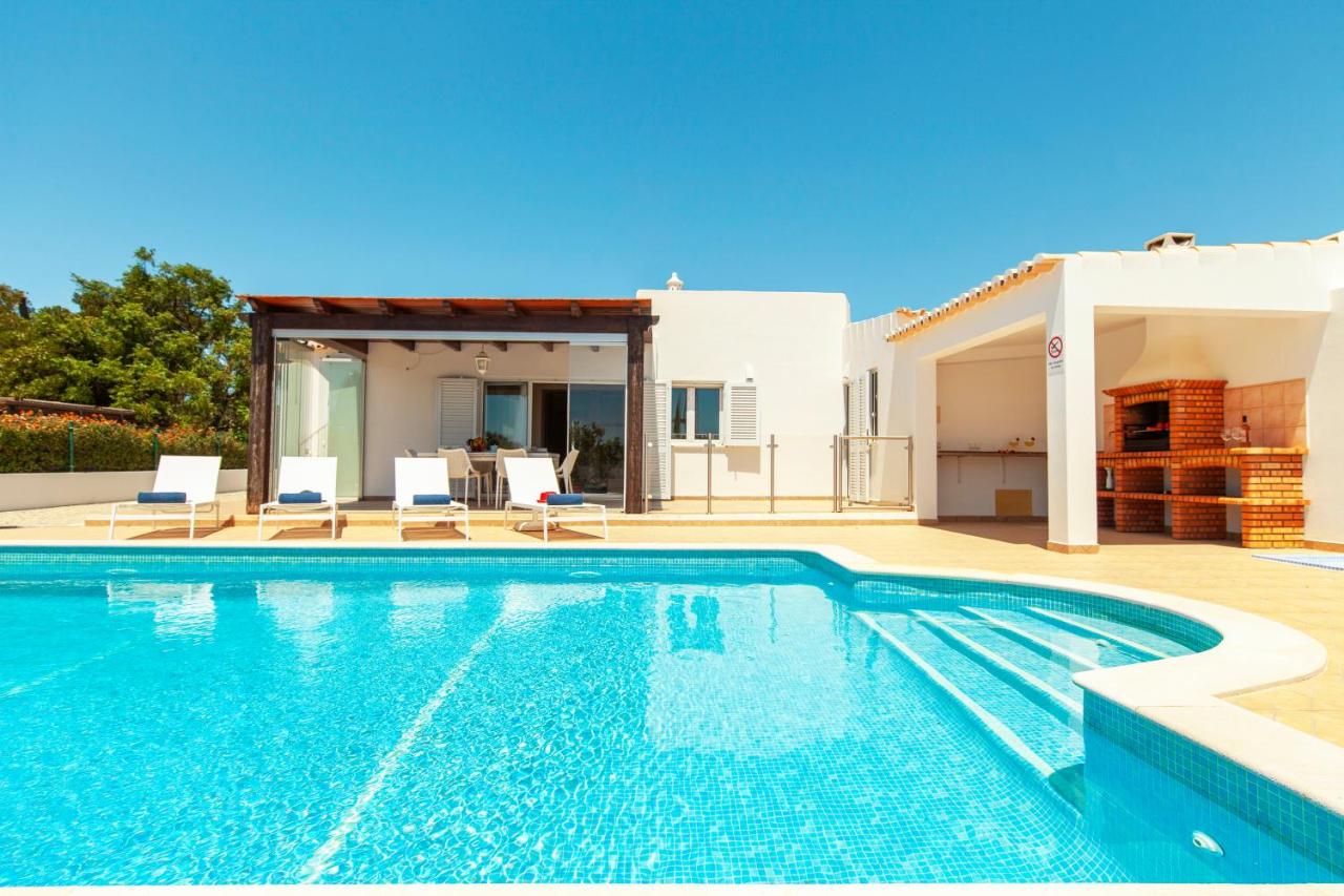 Villa Solara - com piscina aquecível e BBQ em Carvoeiro - 2