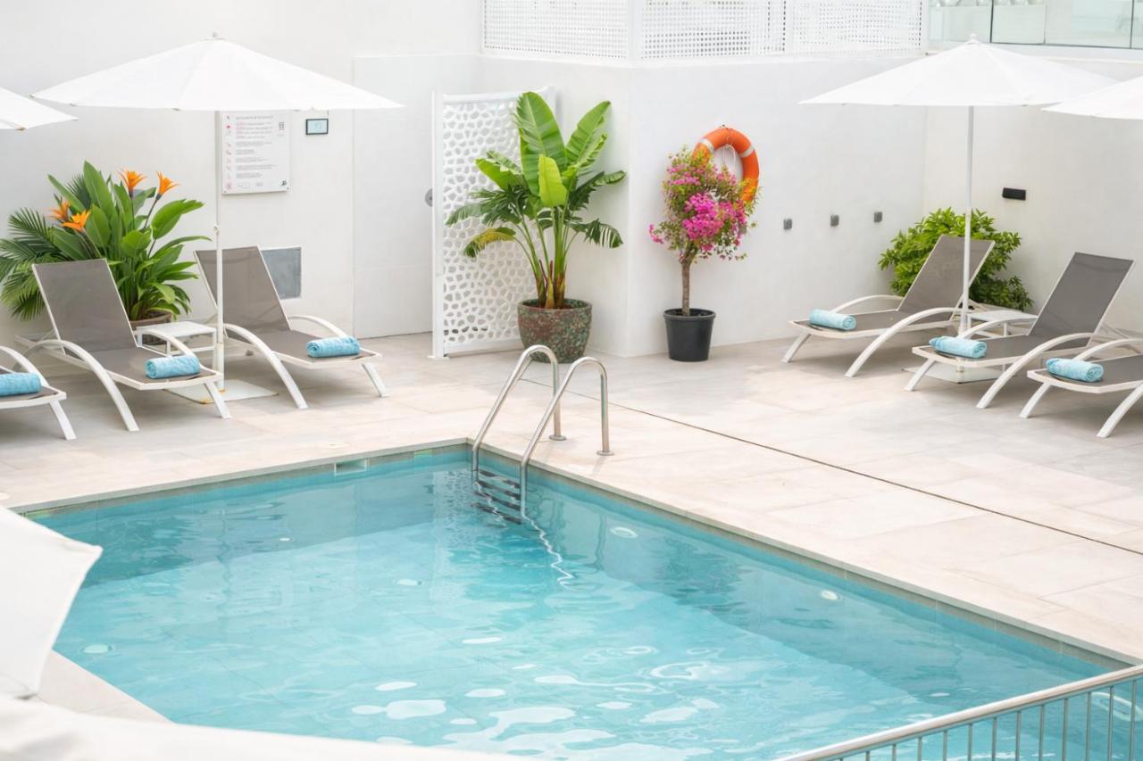 Aparthotel Marina Drach Thumbnail