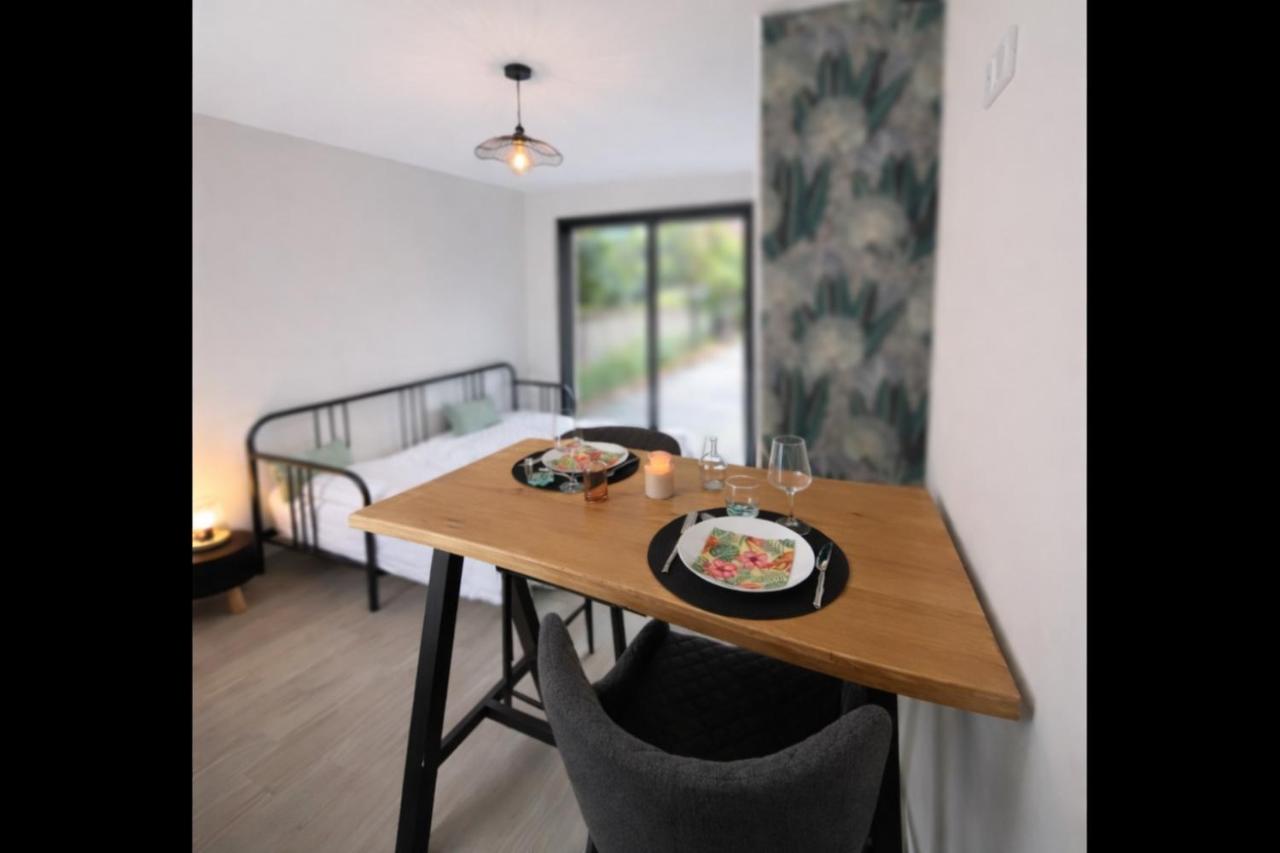 Studio du port avec jardin privé - 2