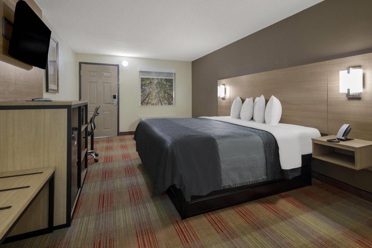 Rodeway Inn Ardmore I-65 photo 2