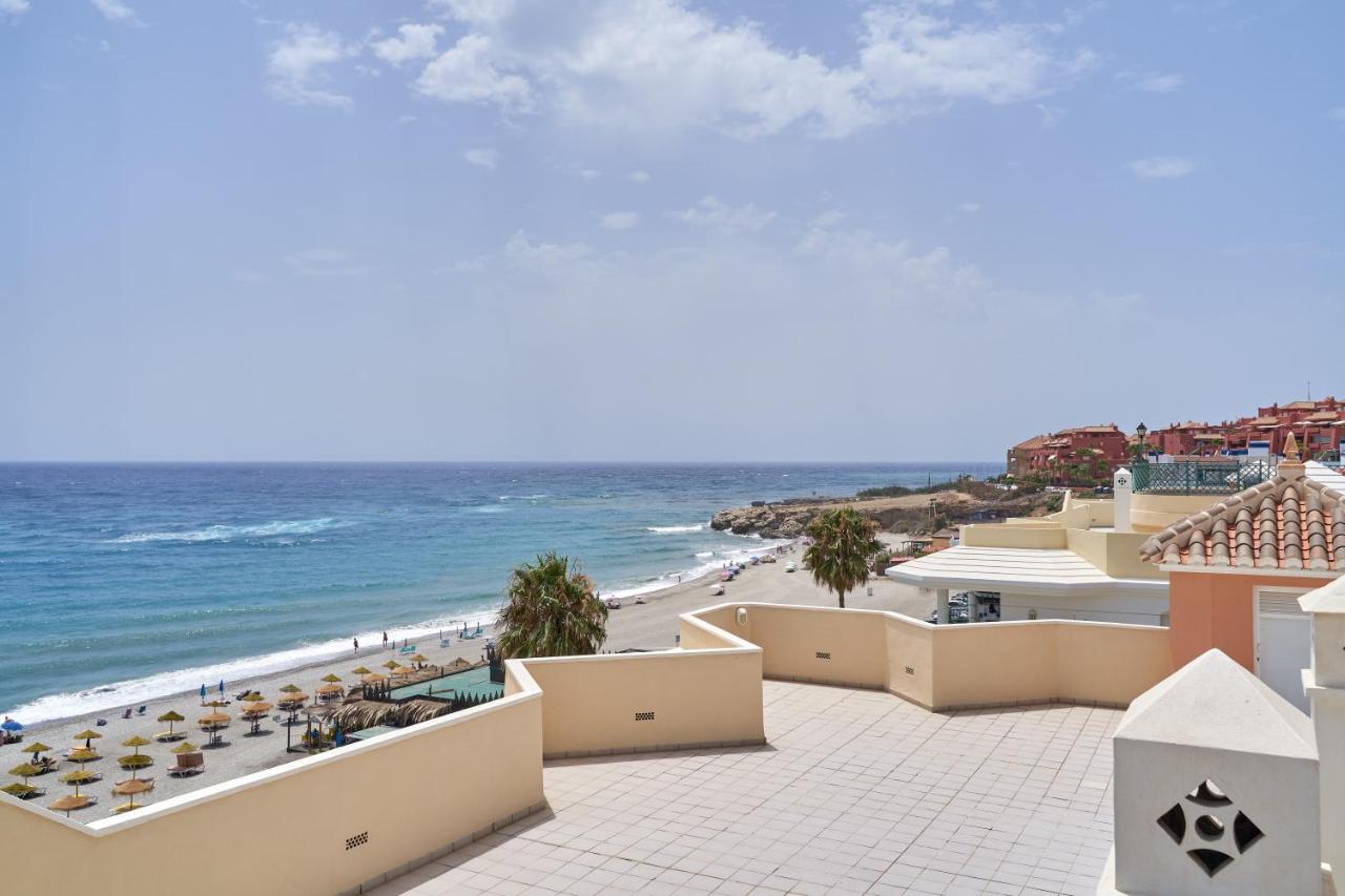 Beachfront apartment Torrox Costa - 3