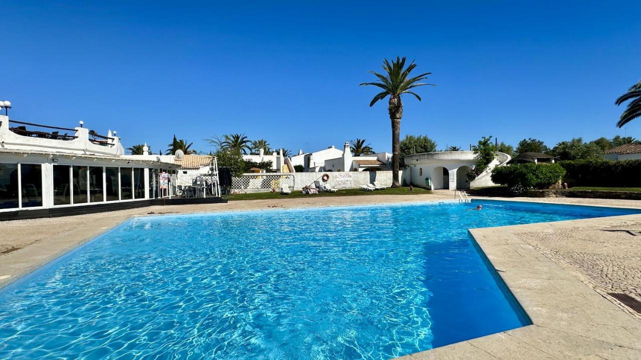 Golfe - Shared Pool - 7 Pax - Vilamoura - 3