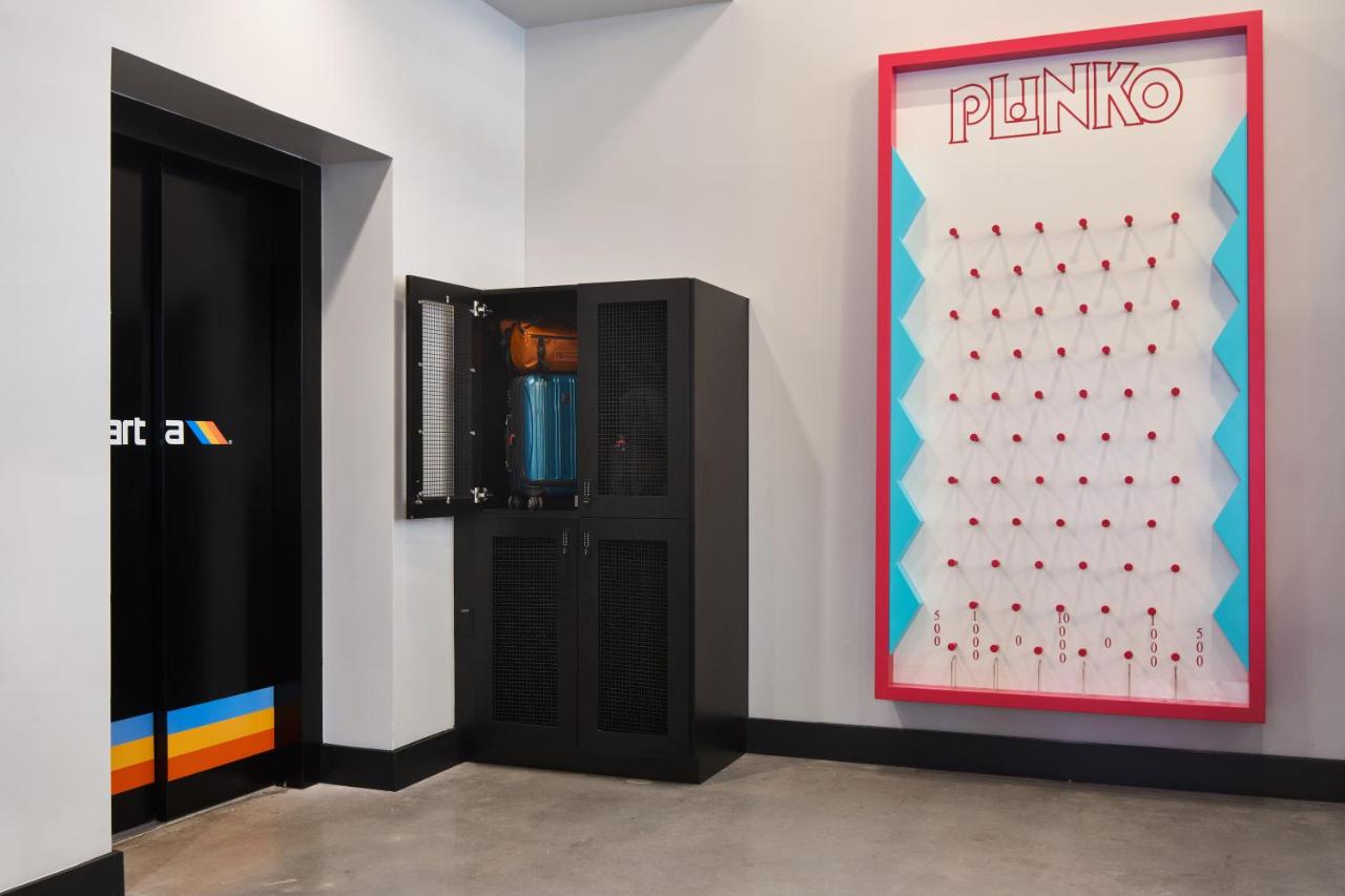 Moxy Atlanta Downtown photo 3