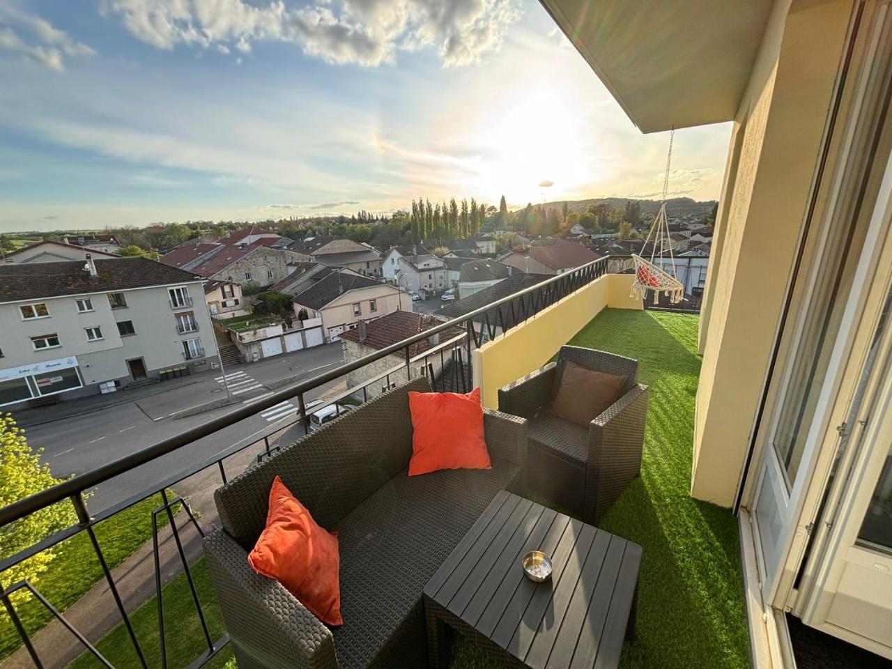 Appartement F4 meublé 75m2 trois chambres avec balcon - 3