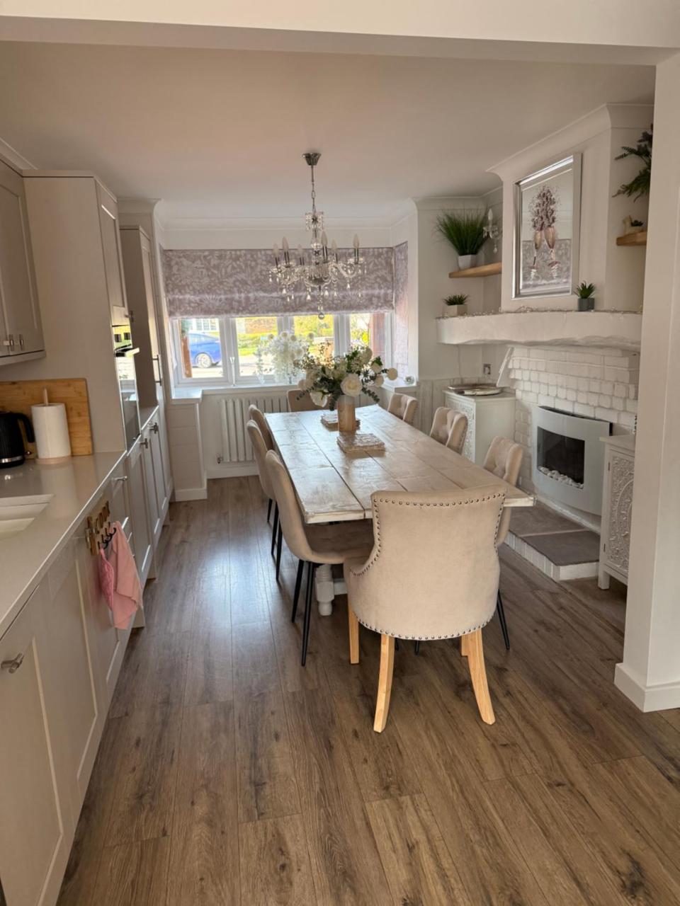 Stay solihull 5 mins to NEC and AIRPORT SLEEPS 6 contractor friendly 3 bathrooms driveway parking 3 - 2