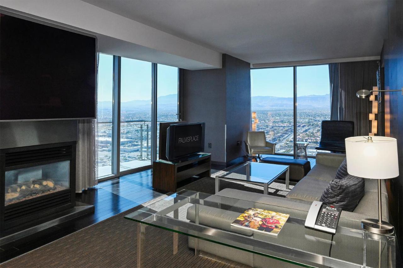 Palms Place Hotel and Spa