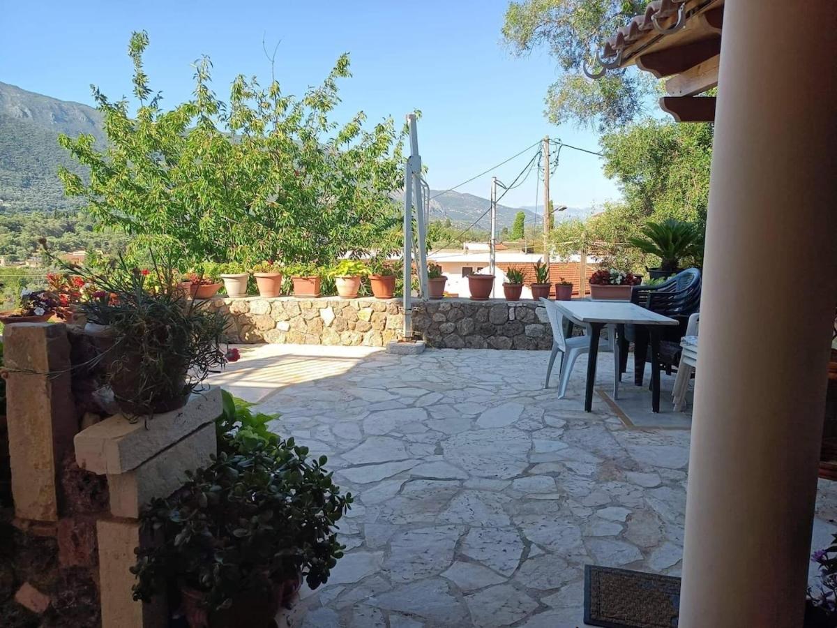 Kalemi House, Spacious 2BR Home with Garden near Ipsos and Dassia - 5