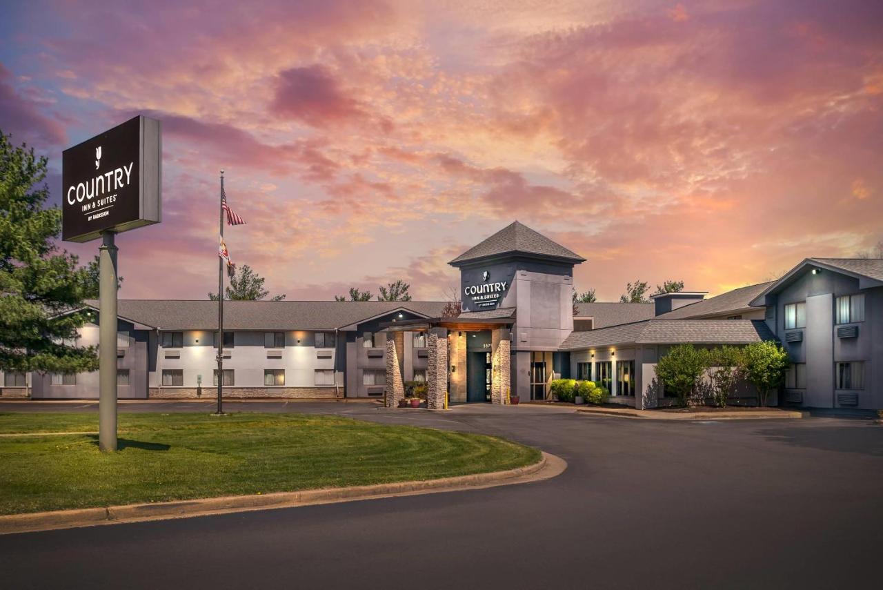 Photo - Country Inn & Suites by Radisson, Frederick, MD
